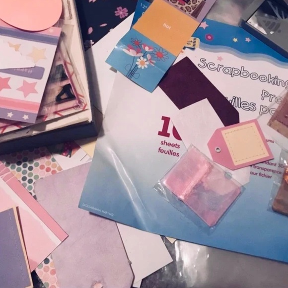 🎀 HUGE Scrapbooking Supplies Mystery Box Artist Art Junk Journals Photo - Picture 5 of 12